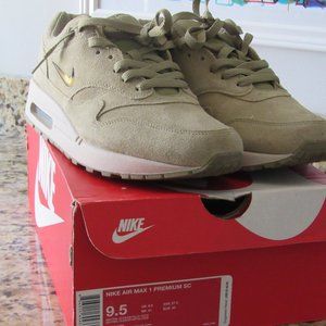 Nike Air Max 1 Jewel Neutral Olive